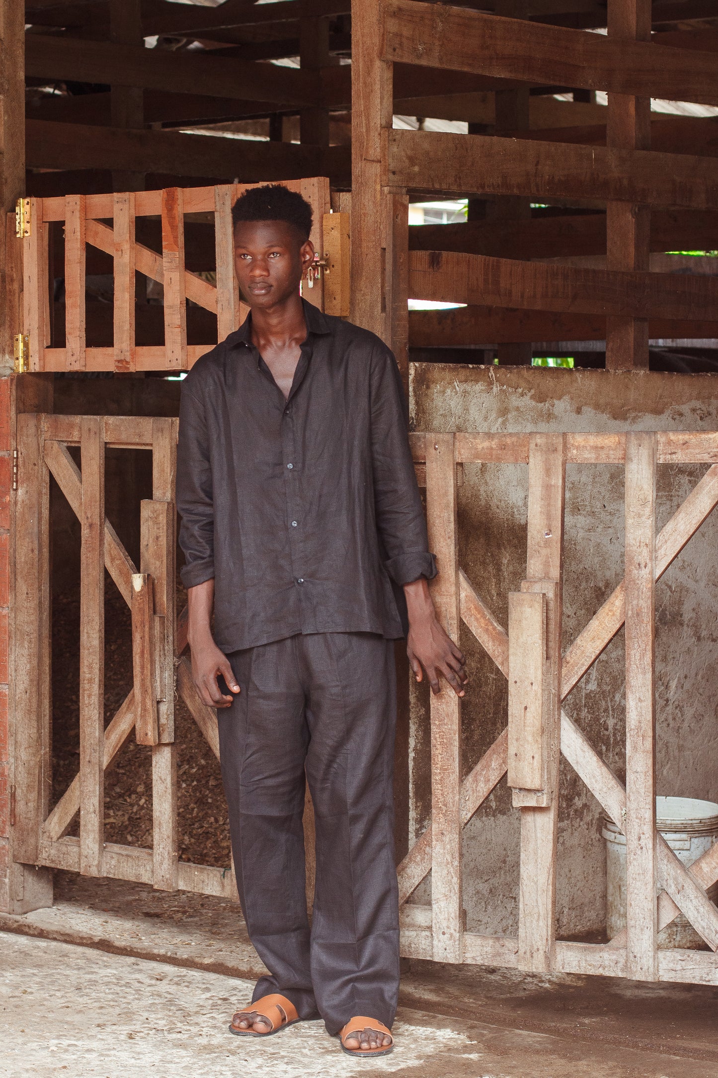 The Men’s Linen Shirt -Short Sleeve